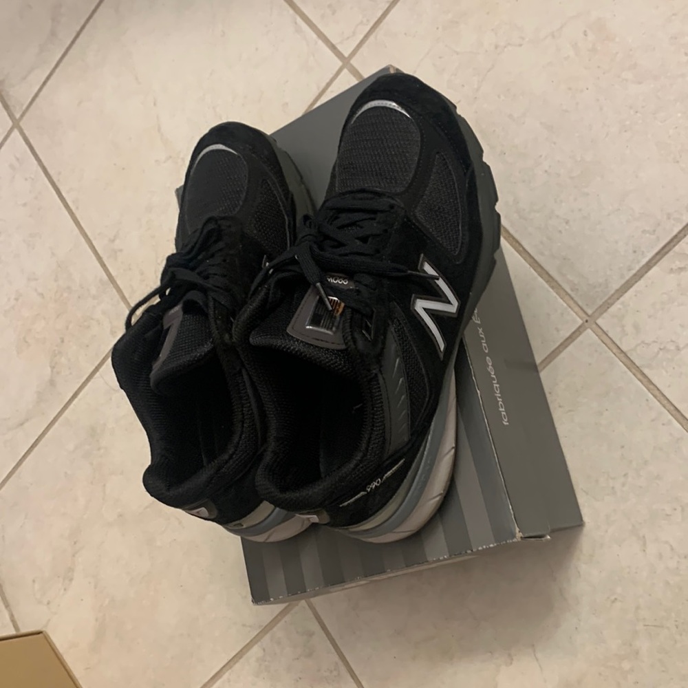 I’m selling my made in America new balance sneakers worn2x on stage and off